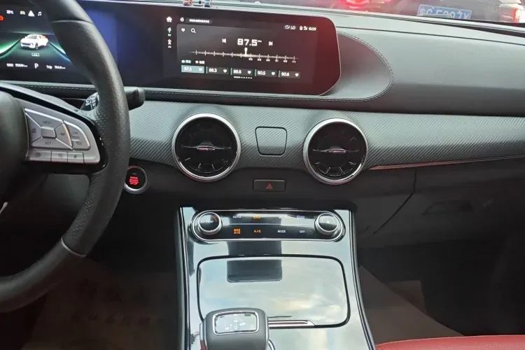 2021 DongFeng Forthing T5 EVO 1.5T 197HP L4 7DCT,autocango,china used car exporter,china ev exporter,chinese used car exporter,chinese used ev exporter