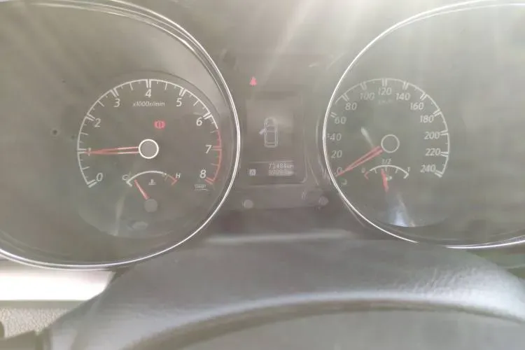 2016 Venucia T70 1.6L 121HP L4 5MT,autocango,china used car exporter,china ev exporter,chinese used car exporter,chinese used ev exporter