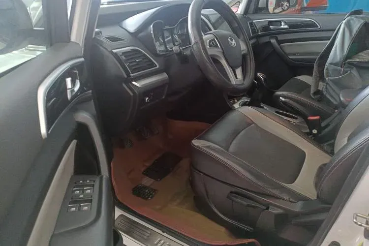 2015 BAIC Hyosow H3 1.5L 113HP L4 5MT,autocango,china used car exporter,china ev exporter,chinese used car exporter,chinese used ev exporter