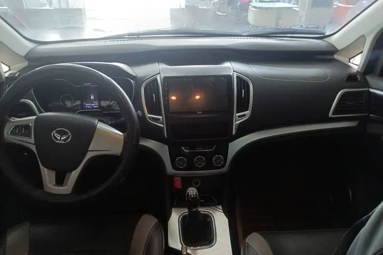 2015 BAIC Hyosow H3 1.5L 113HP L4 5MT,autocango,china used car exporter,china ev exporter,chinese used car exporter,chinese used ev exporter