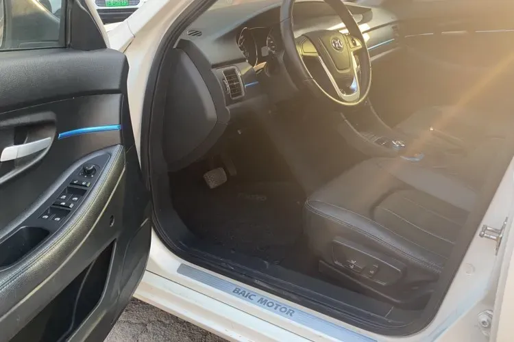 2017 BAIC BJEV EU BEV 60.9KWH,autocango,china used car exporter,china ev exporter,chinese used car exporter,chinese used ev exporter