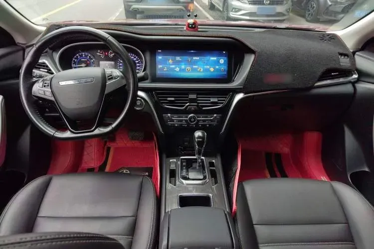 2018 Venucia T90 2.0L 144HP L4 CVT,autocango,china used car exporter,china ev exporter,chinese used car exporter,chinese used ev exporter