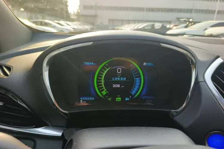 2017 Buick Velite 5 Range Extended 106HP E-CVT REEV 18KWH,autocango,china used car exporter,china ev exporter,chinese used car exporter,chinese used ev exporter