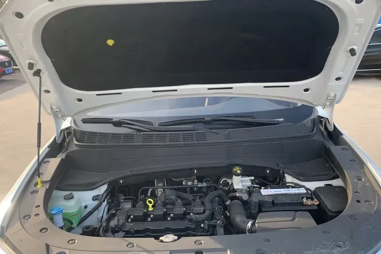 2018 ChangAn CS35 Plus 1.6L 128HP L4 6AT,autocango,china used car exporter,china ev exporter,chinese used car exporter,chinese used ev exporter