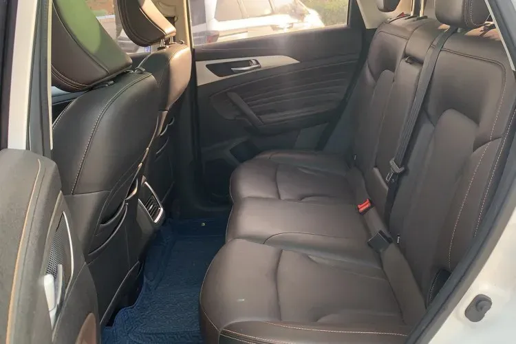 2018 ChangAn CS35 Plus 1.6L 128HP L4 6AT,autocango,china used car exporter,china ev exporter,chinese used car exporter,chinese used ev exporter