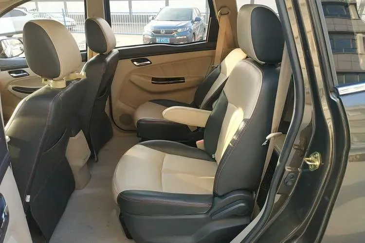 2015 Enranger 737 1.5L 113HP L4 5MT,autocango,china used car exporter,china ev exporter,chinese used car exporter,chinese used ev exporter