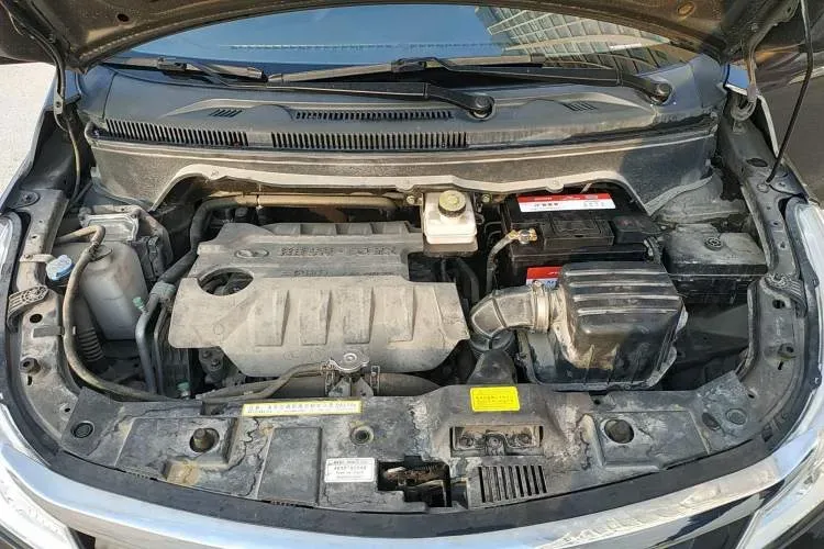 2015 Enranger 737 1.5L 113HP L4 5MT,autocango,china used car exporter,china ev exporter,chinese used car exporter,chinese used ev exporter