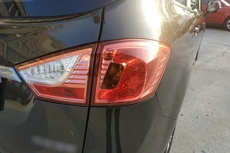 2015 Enranger 737 1.5L 113HP L4 5MT,autocango,china used car exporter,china ev exporter,chinese used car exporter,chinese used ev exporter