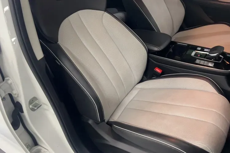 2021 BeiJing Auto EU5 Plus BEV 49.6KWH,autocango,china used car exporter,china ev exporter,chinese used car exporter,chinese used ev exporter