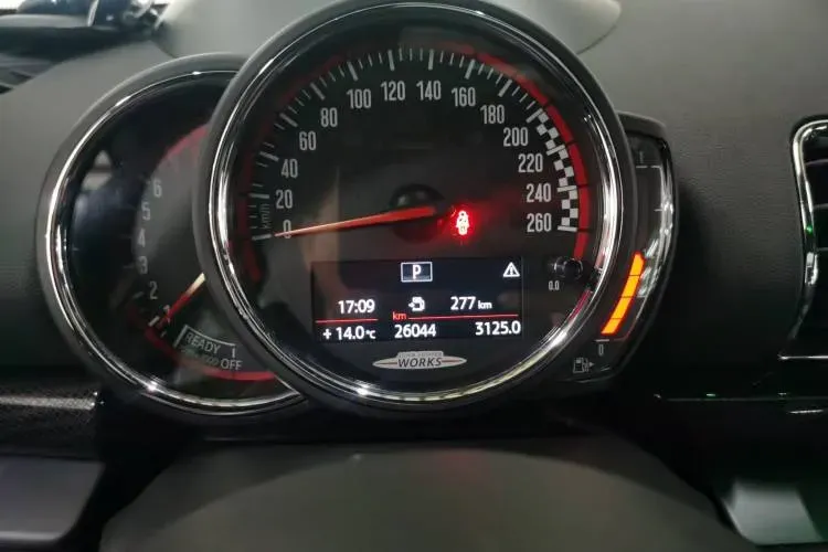 2020 MINI JCW CLUBMAN 2.0T 272HP L4 8AT,autocango,china used car exporter,china ev exporter,chinese used car exporter,chinese used ev exporter