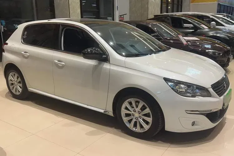 2015 Peugeot 308S 1.2T 136HP L3 6AT,autocango,china used car exporter,china ev exporter,chinese used car exporter,chinese used ev exporter