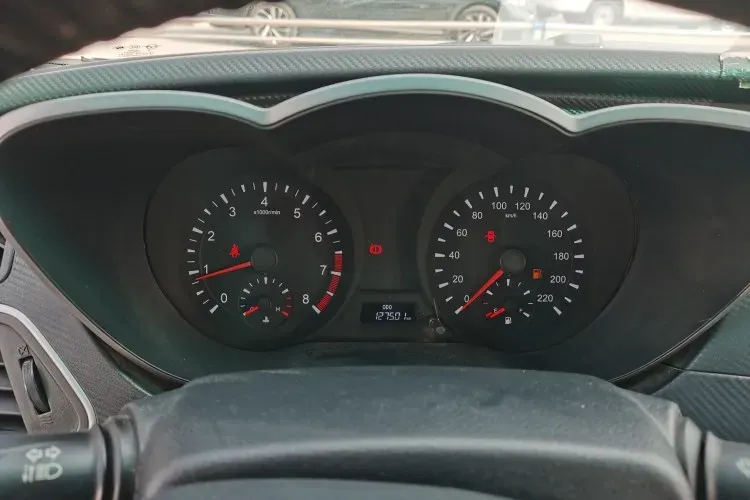 2015 HaiMa Family 1.6L 125HP L4 6MT,autocango,china used car exporter,china ev exporter,chinese used car exporter,chinese used ev exporter