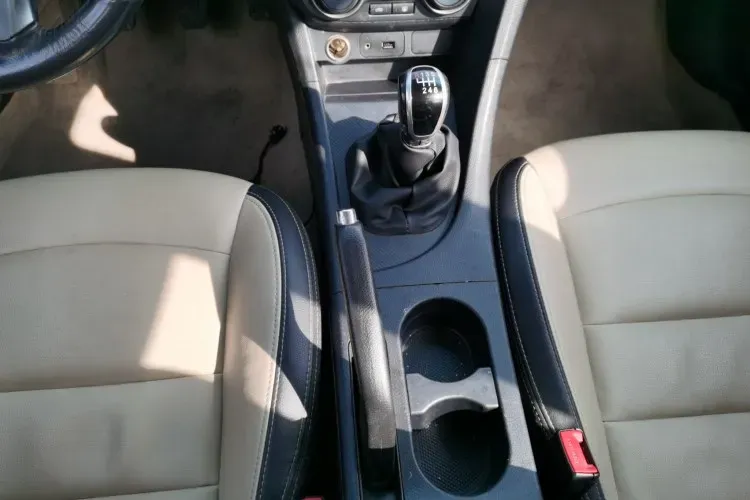 2015 HaiMa Family 1.6L 125HP L4 6MT,autocango,china used car exporter,china ev exporter,chinese used car exporter,chinese used ev exporter