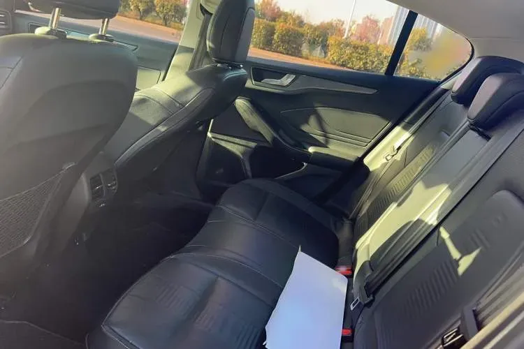 2020 Ford Focus Active 1.5T 174HP L3 8AT,autocango,china used car exporter,china ev exporter,chinese used car exporter,chinese used ev exporter