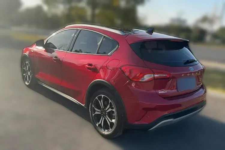 2020 Ford Focus Active 1.5T 174HP L3 8AT,autocango,china used car exporter,china ev exporter,chinese used car exporter,chinese used ev exporter