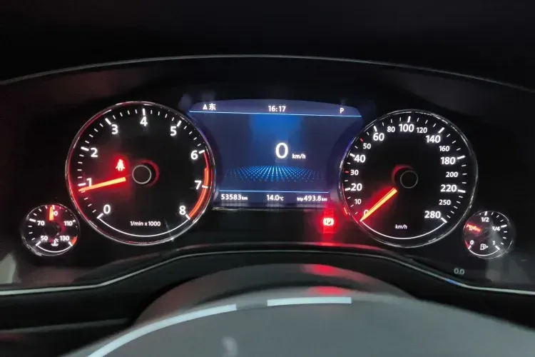 2018 Volkswagen Phideon 2.0T 224HP L4 7DCT,autocango,china used car exporter,china ev exporter,chinese used car exporter,chinese used ev exporter