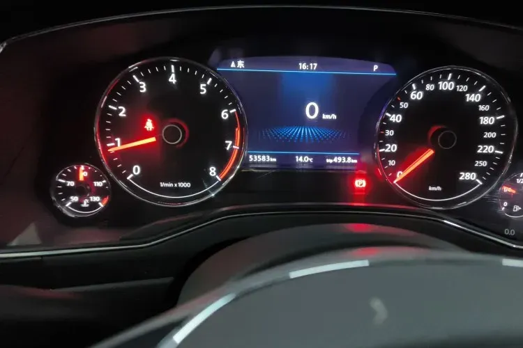 2018 Volkswagen Phideon 2.0T 224HP L4 7DCT,autocango,china used car exporter,china ev exporter,chinese used car exporter,chinese used ev exporter