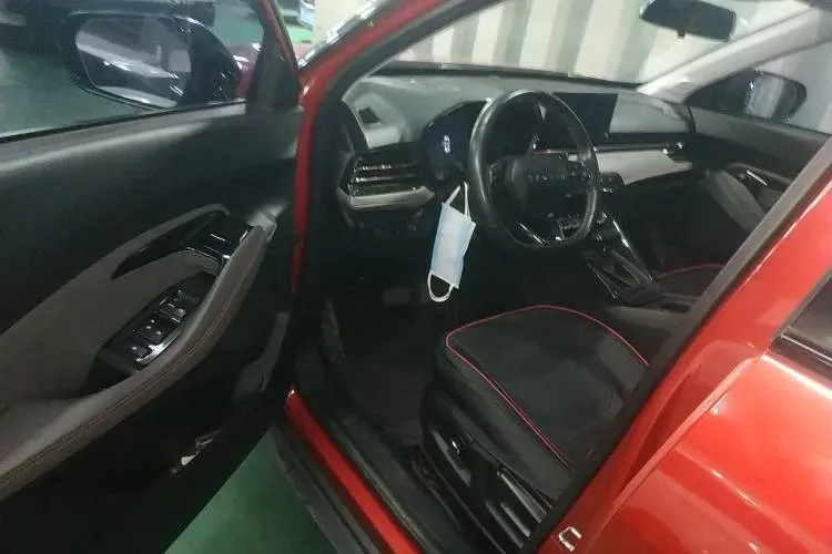 2020 BaoJun RS-3 1.5L 105HP L4 CVT,autocango,china used car exporter,china ev exporter,chinese used car exporter,chinese used ev exporter