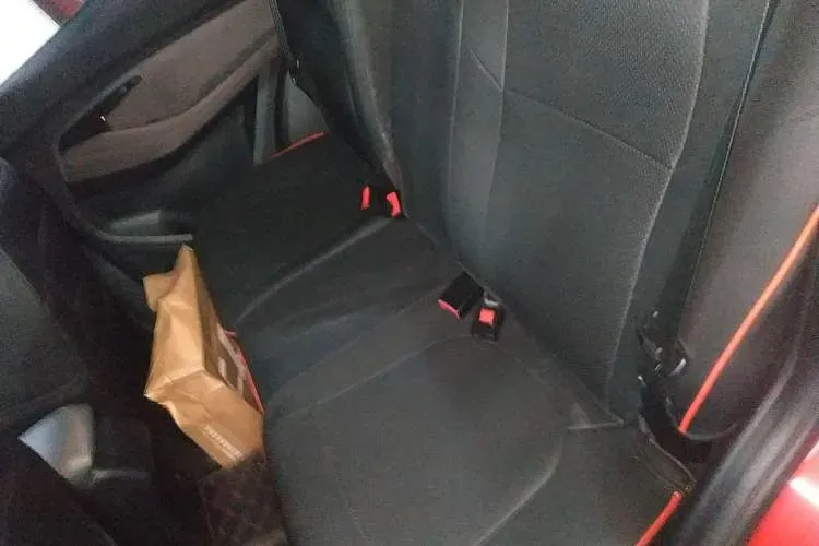 2020 BaoJun RS-3 1.5L 105HP L4 CVT,autocango,china used car exporter,china ev exporter,chinese used car exporter,chinese used ev exporter