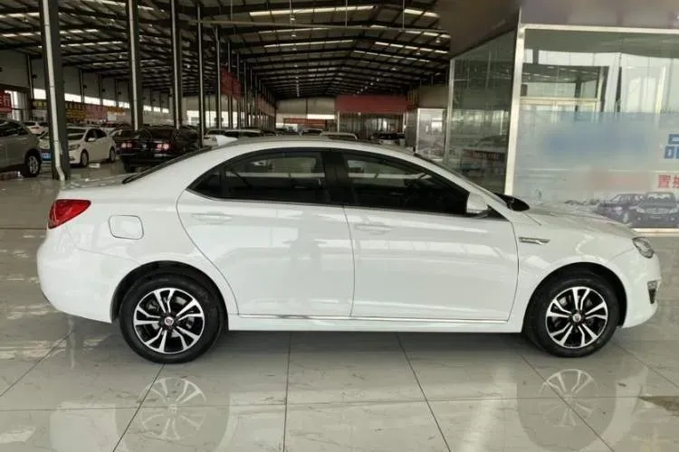 2016 Roewe e550 1.5L 109HP L4 2AT PHEV 12KWH,autocango,china used car exporter,china ev exporter,chinese used car exporter,chinese used ev exporter