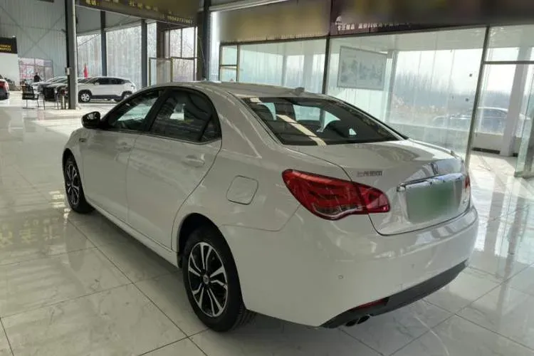 2016 Roewe e550 1.5L 109HP L4 2AT PHEV 12KWH,autocango,china used car exporter,china ev exporter,chinese used car exporter,chinese used ev exporter
