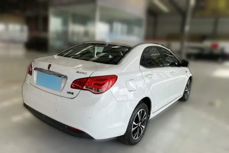 2016 Roewe e550 1.5L 109HP L4 2AT PHEV 12KWH,autocango,china used car exporter,china ev exporter,chinese used car exporter,chinese used ev exporter