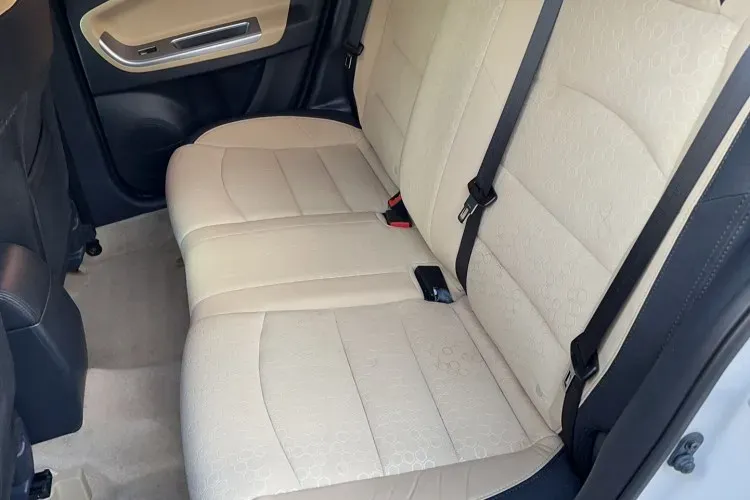 2014 HaiMa Family 1.6L 125HP L4 6MT,autocango,china used car exporter,china ev exporter,chinese used car exporter,chinese used ev exporter