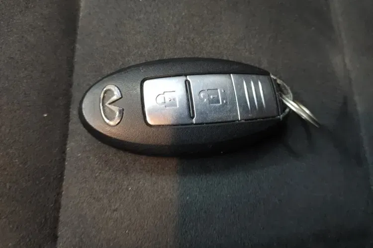 2014 Infiniti ESQ 1.6L 116HP L4 CVT,autocango,china used car exporter,china ev exporter,chinese used car exporter,chinese used ev exporter