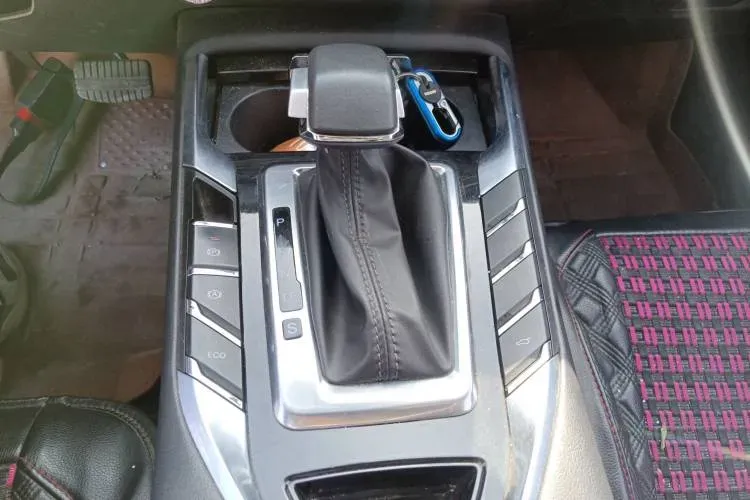 2018 Zotye T500 1.5T 156HP L4 6AT,autocango,china used car exporter,china ev exporter,chinese used car exporter,chinese used ev exporter