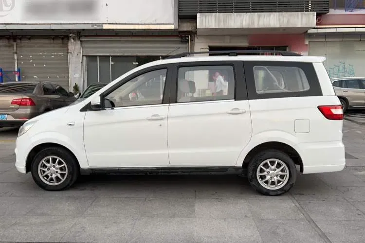 2016 BAIC Hyosow H2 1.5L 106HP L4 5MT,autocango,china used car exporter,china ev exporter,chinese used car exporter,chinese used ev exporter