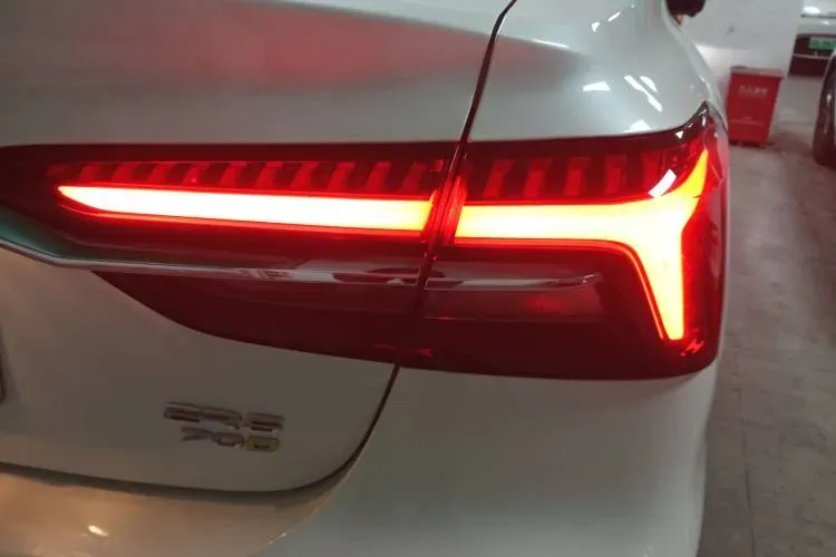 2020 Rising Auto ER6 BEV 69.9KWH,autocango,china used car exporter,china ev exporter,chinese used car exporter,chinese used ev exporter