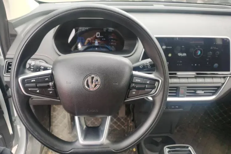 2023 EV House YOUNG BEV 32.56KWH,autocango,china used car exporter,china ev exporter,chinese used car exporter,chinese used ev exporter