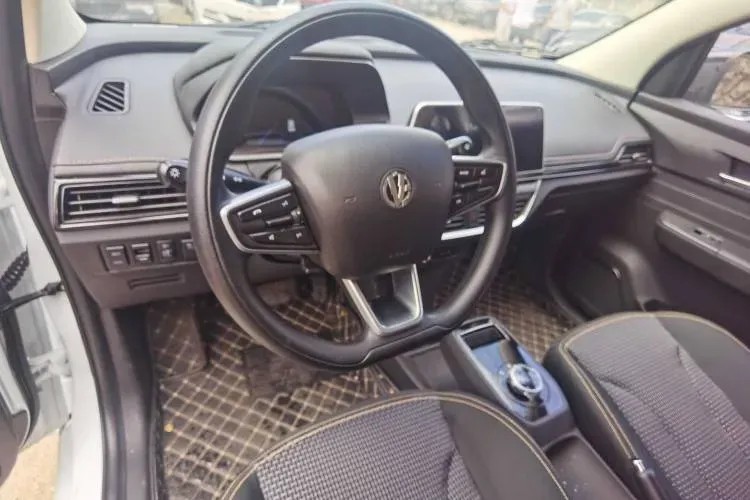 2023 EV House YOUNG BEV 32.56KWH,autocango,china used car exporter,china ev exporter,chinese used car exporter,chinese used ev exporter