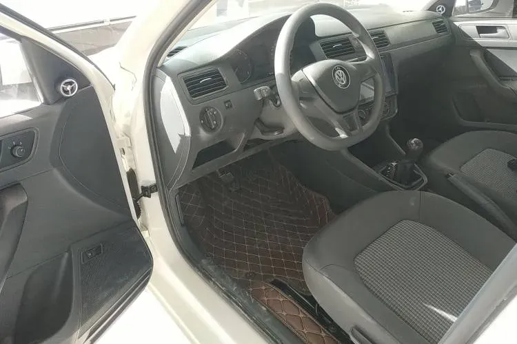 2016 Volkswagen Santana 1.6L 110HP L4 5MT,autocango,china used car exporter,china ev exporter,chinese used car exporter,chinese used ev exporter