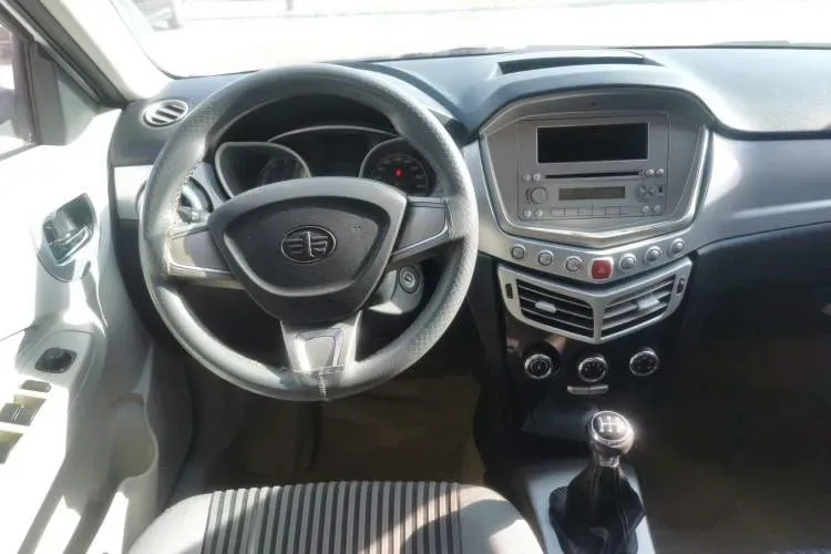 2012 Oley Oley 1.5L 102HP L4 5MT,autocango,china used car exporter,china ev exporter,chinese used car exporter,chinese used ev exporter