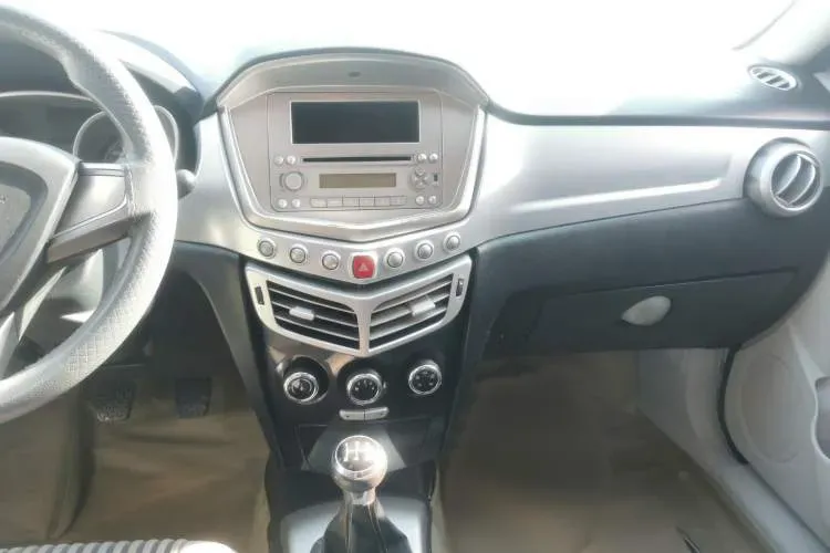 2012 Oley Oley 1.5L 102HP L4 5MT,autocango,china used car exporter,china ev exporter,chinese used car exporter,chinese used ev exporter