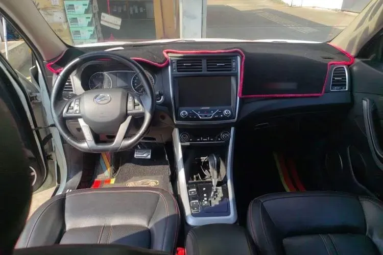 2016 Landwind X5 1.5T 150HP L4 CVT,autocango,china used car exporter,china ev exporter,chinese used car exporter,chinese used ev exporter