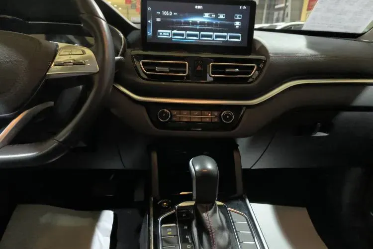 2021 Bestune T33 1.2T 143HP L4 7DCT,autocango,china used car exporter,china ev exporter,chinese used car exporter,chinese used ev exporter