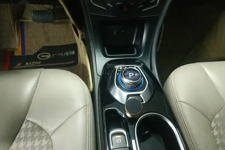 2017 Aion Trumpchi GA3S 1.5L 97HP L4 PHEV 12KWH,autocango,china used car exporter,china ev exporter,chinese used car exporter,chinese used ev exporter