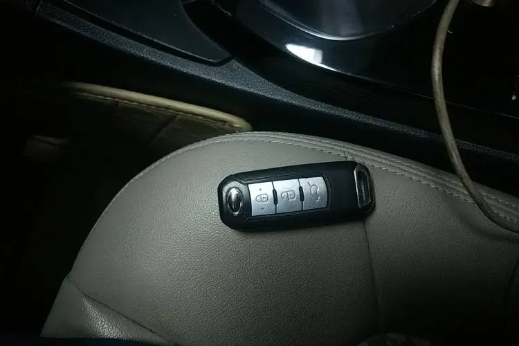 2017 Aion Trumpchi GA3S 1.5L 97HP L4 PHEV 12KWH,autocango,china used car exporter,china ev exporter,chinese used car exporter,chinese used ev exporter