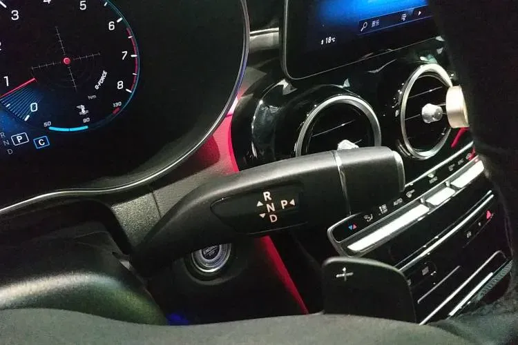 2019 Mercedes-Benz GLC Coupe 2.0T 211HP L4 9AT,autocango,china used car exporter,china ev exporter,chinese used car exporter,chinese used ev exporter