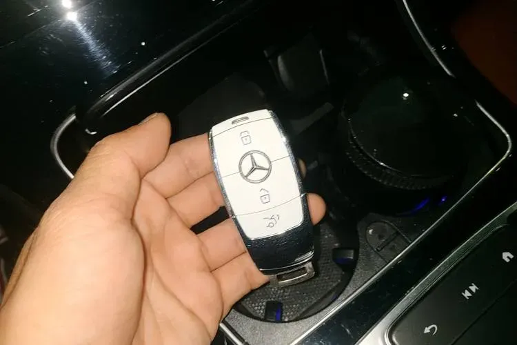 2019 Mercedes-Benz GLC Coupe 2.0T 211HP L4 9AT,autocango,china used car exporter,china ev exporter,chinese used car exporter,chinese used ev exporter