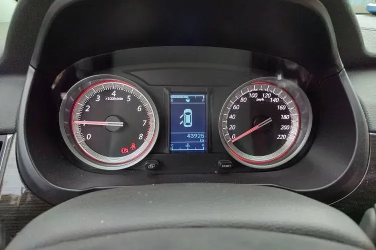 2019 DongFeng Forthing M6 1.5T 136HP L4 6MT,autocango,china used car exporter,china ev exporter,chinese used car exporter,chinese used ev exporter