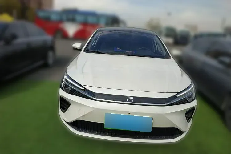 2020 Rising Auto ER6 BEV 69.9KWH,autocango,china used car exporter,china ev exporter,chinese used car exporter,chinese used ev exporter