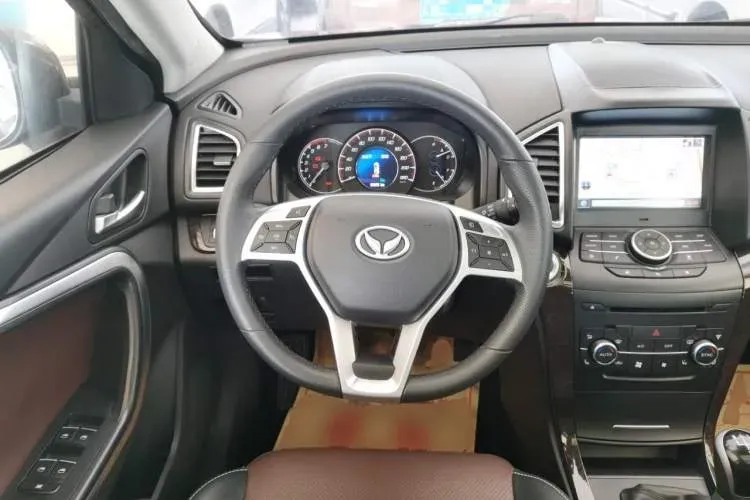 2016 BAIC Hyosow S6 1.5T 150HP L4 6MT,autocango,china used car exporter,china ev exporter,chinese used car exporter,chinese used ev exporter