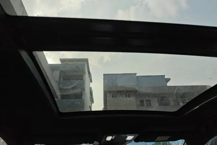 2019 HaiMa 8S 1.6T 195HP L4 6AT,autocango,china used car exporter,china ev exporter,chinese used car exporter,chinese used ev exporter