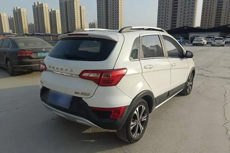 2015 BeiJing Auto Senova X25 1.5L 116HP L4 4AT,autocango,china used car exporter,china ev exporter,chinese used car exporter,chinese used ev exporter