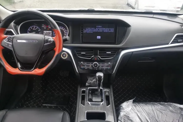 2017 Venucia T90 2.0L 144HP L4 CVT,autocango,china used car exporter,china ev exporter,chinese used car exporter,chinese used ev exporter