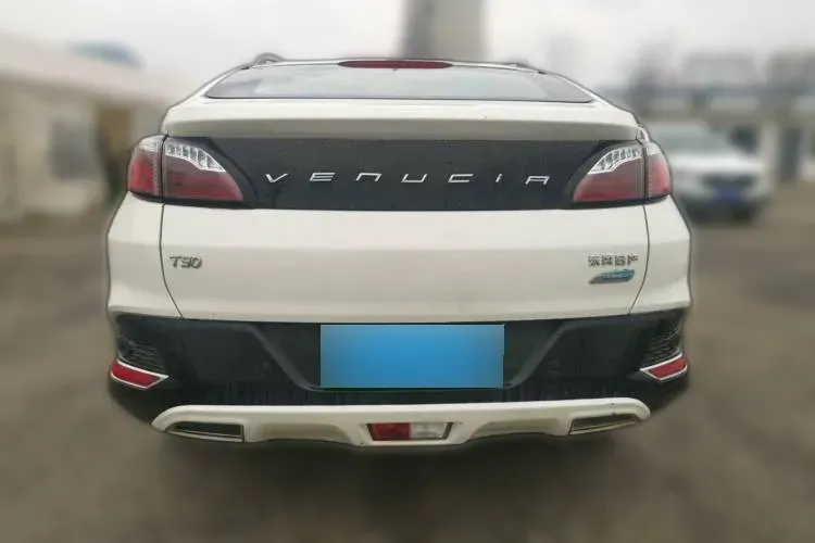 2017 Venucia T90 2.0L 144HP L4 CVT,autocango,china used car exporter,china ev exporter,chinese used car exporter,chinese used ev exporter