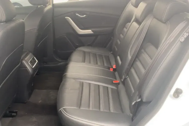 2017 Venucia T90 2.0L 144HP L4 CVT,autocango,china used car exporter,china ev exporter,chinese used car exporter,chinese used ev exporter